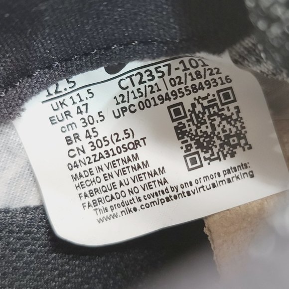 Nike React Infinity Run Flyknit 2 Oreo - Picture 13 of 13